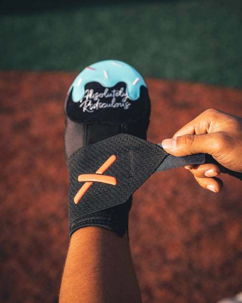 ARiA Pushin' P Sliding Mitt || Absolutely Ridiculous Innovations