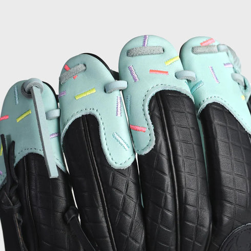 ARiA 11.5in Mint Blackout Ice Cream Infield Glove || Absolutely Ridiculous Innovations