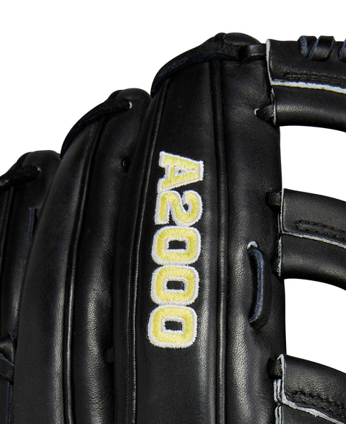Wilson Classics Series A2000 1810 12.75in Outfield Glove