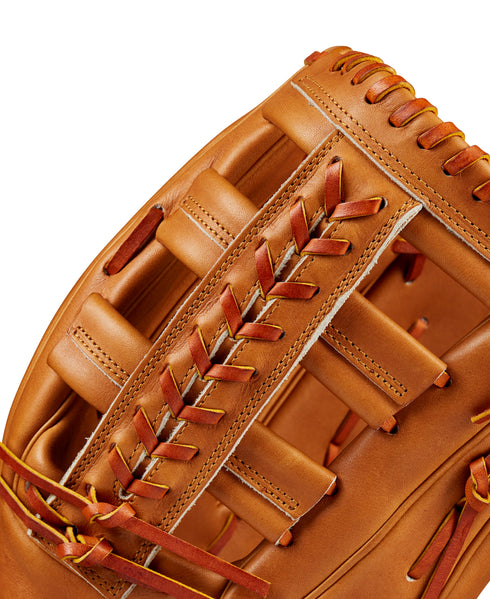 Wilson Classics Series A2000 1810 12.75in Outfield Glove