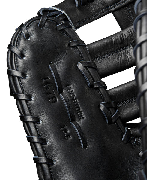 Wilson Classics Series A2000 1679 12.5in First Base Glove