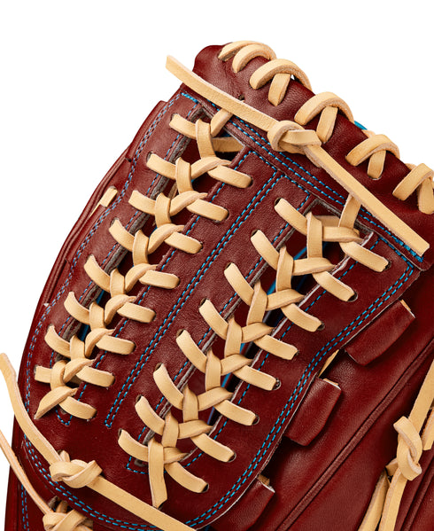 Wilson Winter 2024 A2000® D33 11.75in Pitcher’s Glove