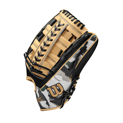 Wilson Winter 2024 A2000® 1810 12.75in Outfield Glove