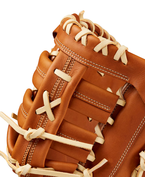 Wilson Fall 2024 A1000® 1620 12.5in First Base Glove