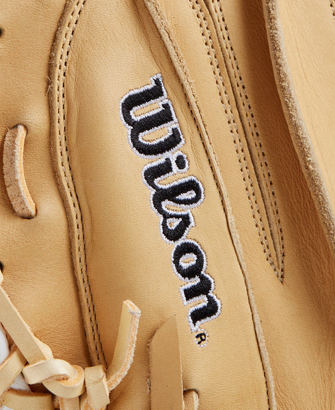 Wilson Fall 2024 A1000® CM33 33in Catcher’s Mitt