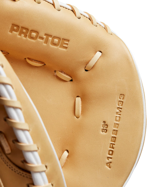 Wilson Fall 2024 A1000® CM33 33in Catcher’s Mitt
