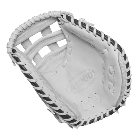 Wilson 2025 A1000® CM33 33in Softball Catcher’s Mitt