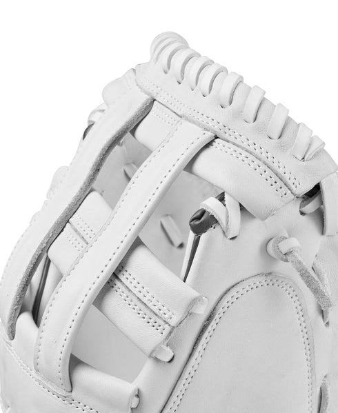 Wilson 2025 A1000® CM33 33in Softball Catcher’s Mitt