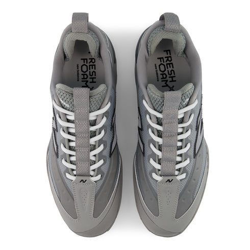 New Balance Fresh Foam 3000V8 Metal Cleats - Grey