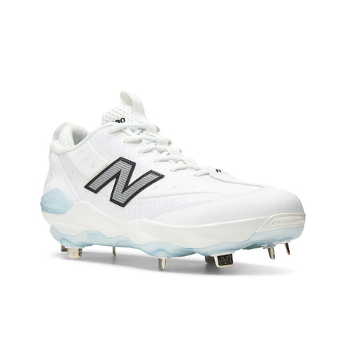 New Balance Fresh Foam 3000V8 Metal Cleats - White