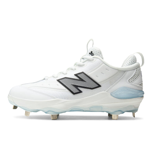 New Balance Fresh Foam 3000V8 Metal Cleats - White