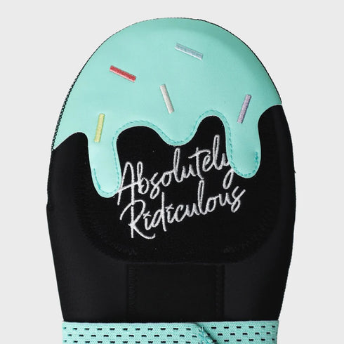 ARiA Mint Blackout Ice Cream Sliding Mitt || Absolutely Ridiculous Innovations