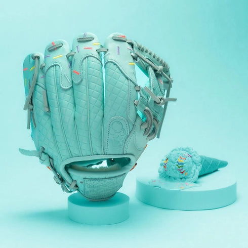 ARiA 11.5" Mint Dipped Ice Cream Infield Glove || Absolutely Ridiculous Innovations