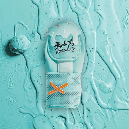 ARiA Mint Dipped Ice Cream Sliding Mitt || Absolutely Ridiculous Innovations