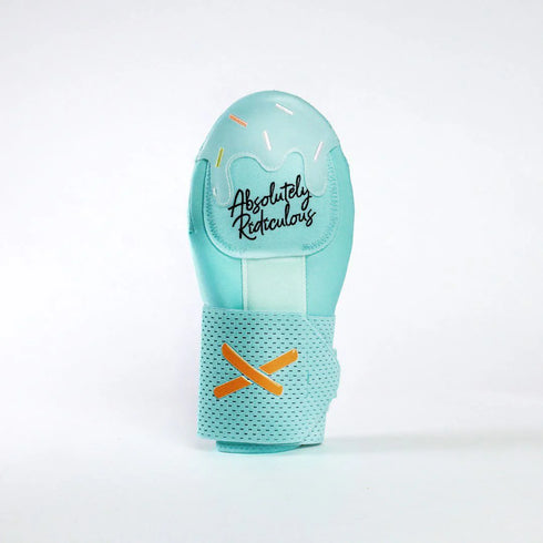 ARiA Mint Dipped Ice Cream Sliding Mitt || Absolutely Ridiculous Innovations