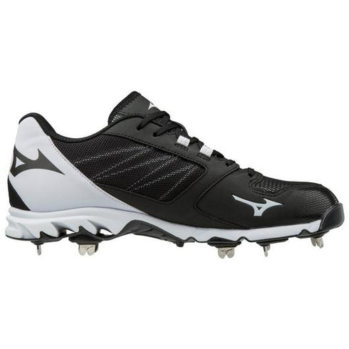 Mizuno 9-Spike Dominant 2 Low Metal Cleats