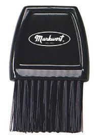 Umpire Brush Plastic Handle with Plastic Brush Fiber
